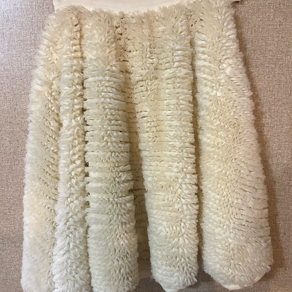 H&M Ivory Textured Skirt